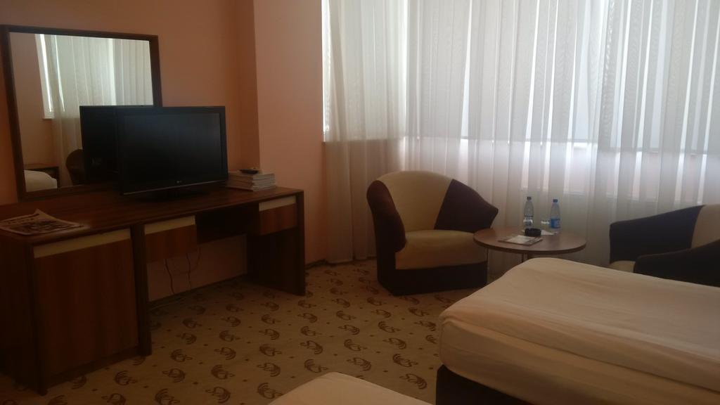 River Side Hotel Mingachevir Phòng bức ảnh
