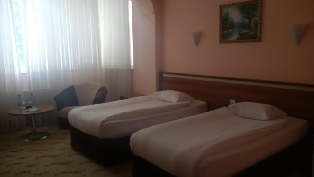 River Side Hotel Mingachevir Phòng bức ảnh