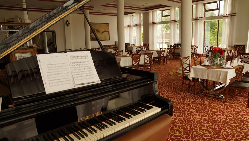 River Side Hotel Mingachevir Ngoại thất bức ảnh