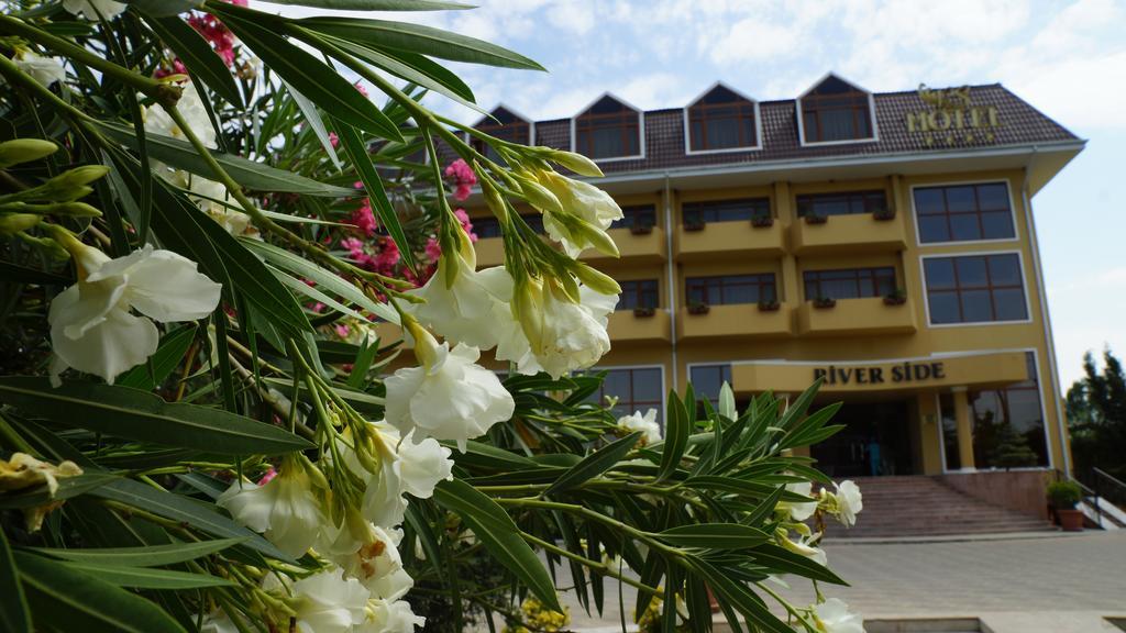 River Side Hotel Mingachevir Ngoại thất bức ảnh