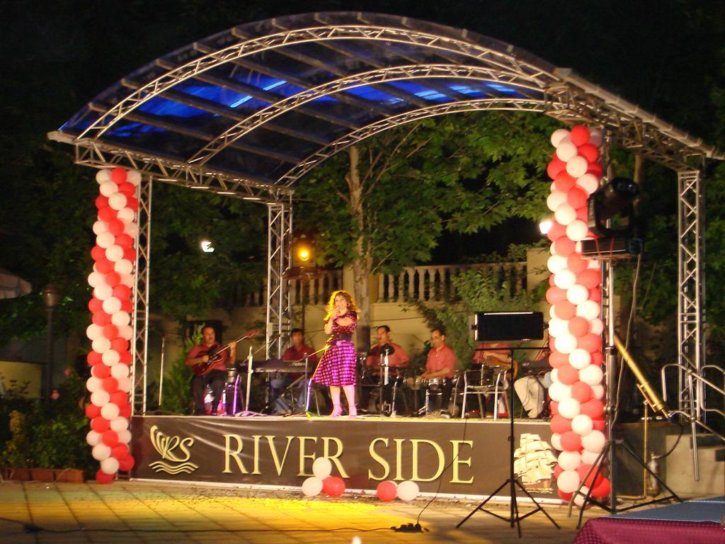 River Side Hotel Mingachevir Ngoại thất bức ảnh