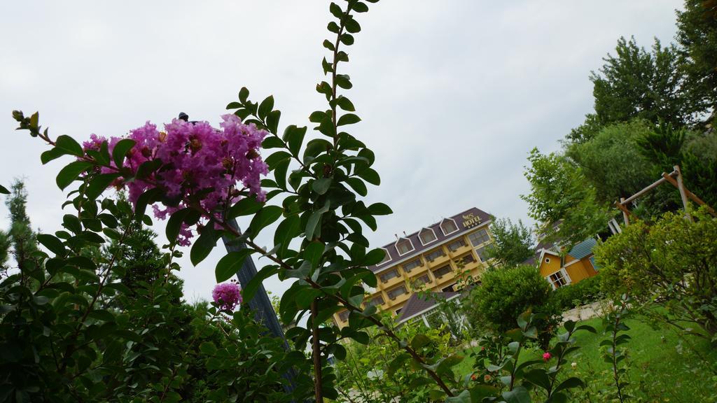 River Side Hotel Mingachevir Ngoại thất bức ảnh